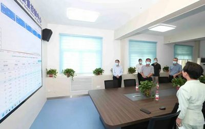 河南省卫健委副主任周勇一行莅临郑州大学五附院调研指导医养结合工作